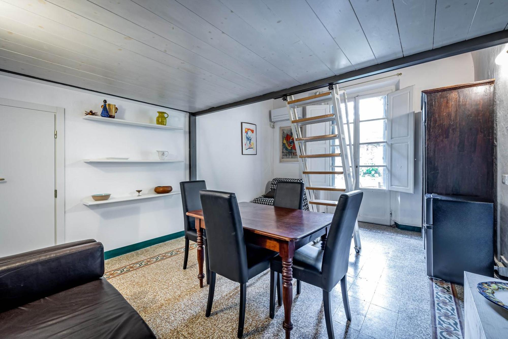 Roommo Pergola * Florenz
